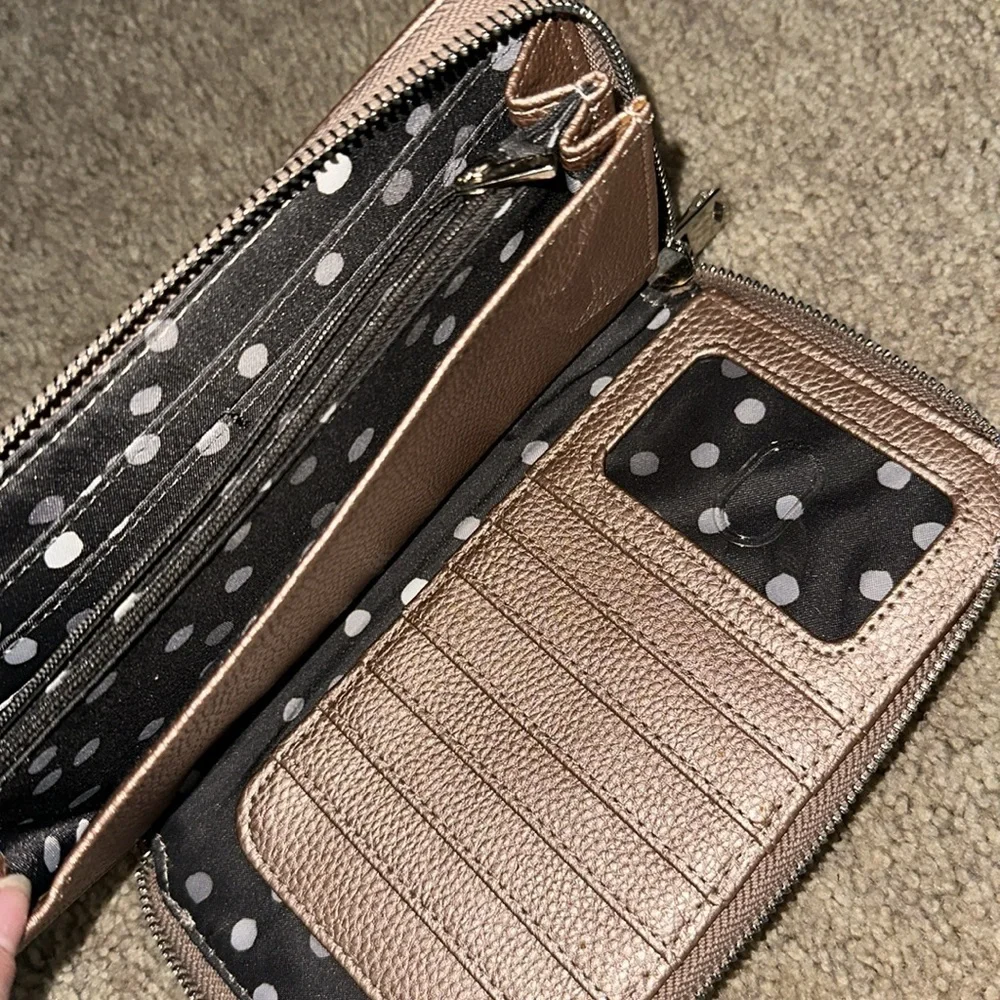 Thirty-One - All About the Benjamin’s Wallet - Picture 7 of 7